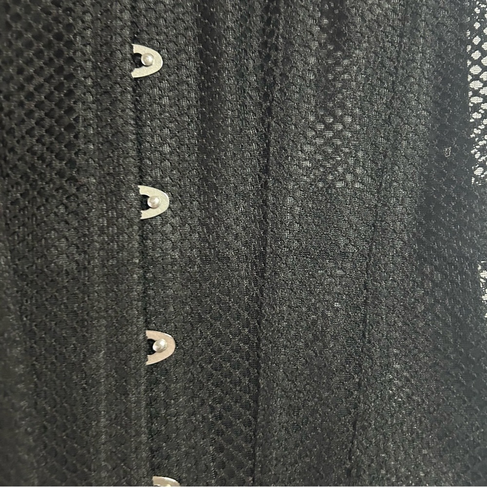 Mesh Corset - Picture 5 of 5